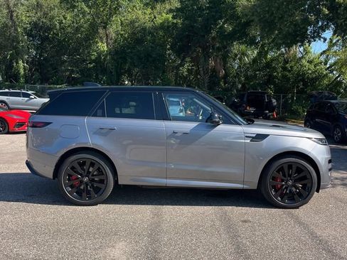 Used 2025 Land Rover Range Rover Sport Dynamic SE AWD/4WD image 4