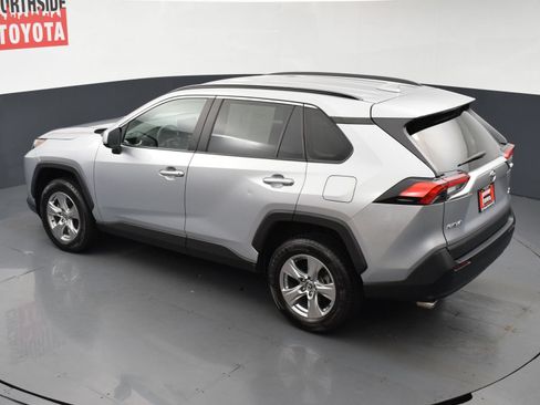 Used 2024 Toyota RAV4 XLE FWD image 18