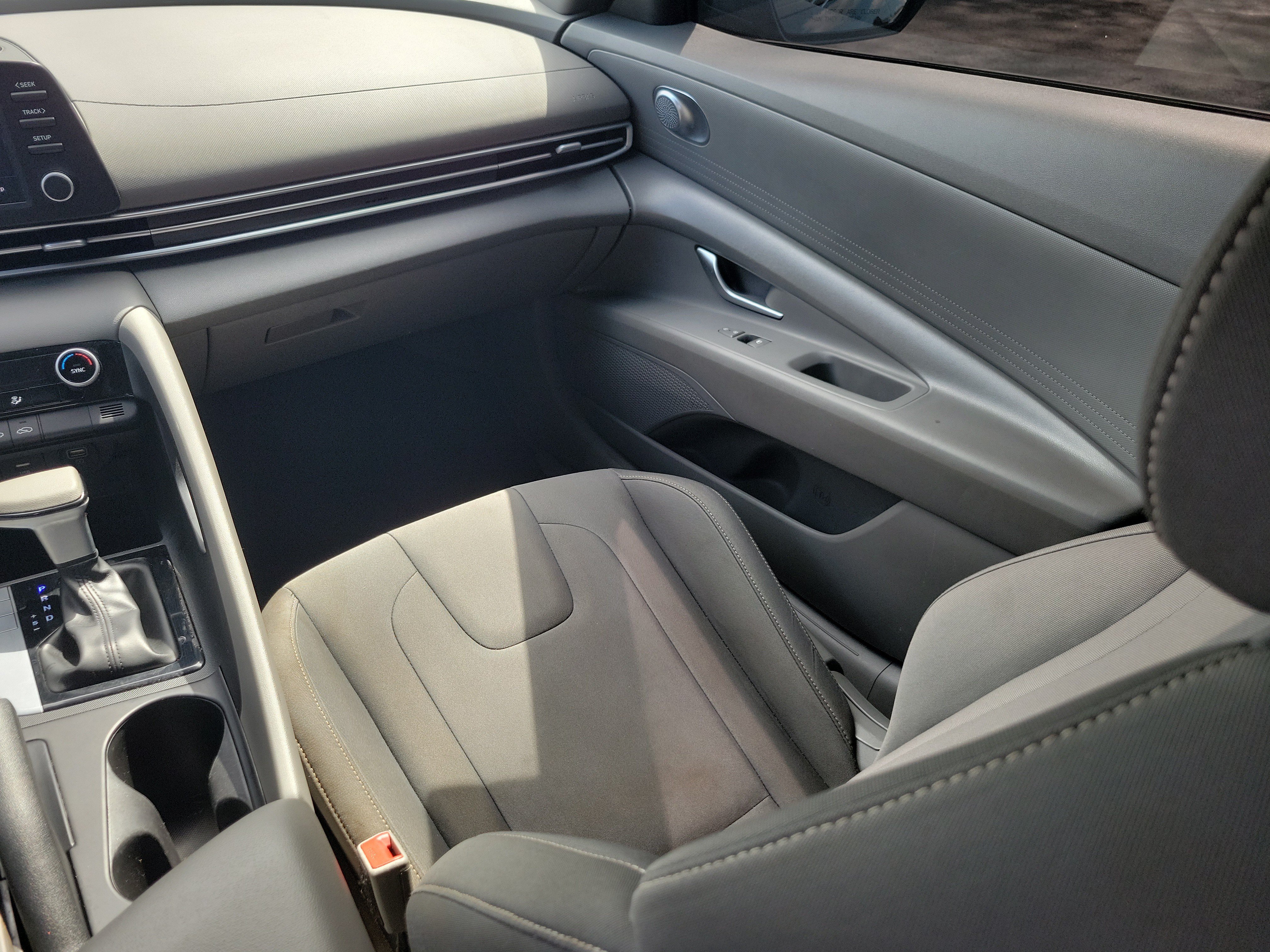 Used 2023 Hyundai Elantra SEL FWD image 20