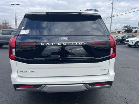 New 2025 Ford Expedition Max Platinum image 5