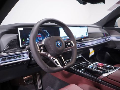 New 2026 BMW i7 eDrive50 w/ M Sport Package image 6