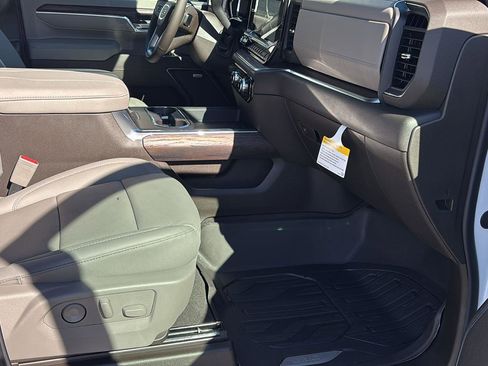 New 2026 GMC Sierra 2500 SLT w/ SLT Premium Package AWD/4WD image 20