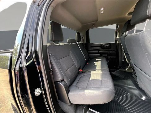 Used 2021 Chevrolet Silverado 1500 LT AWD/4WD image 28