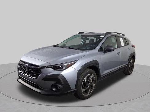 Used 2024 Subaru Crosstrek 2.5i Limited AWD/4WD image 2