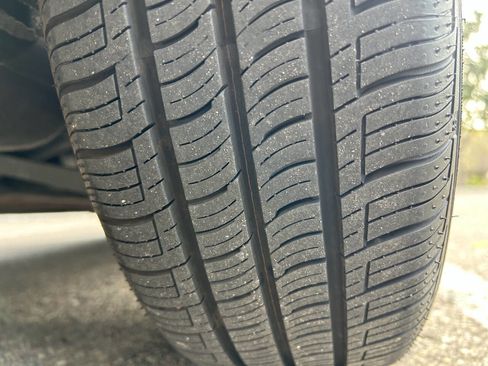 Used 2009 MINI Cooper Clubman Hardtop image 38