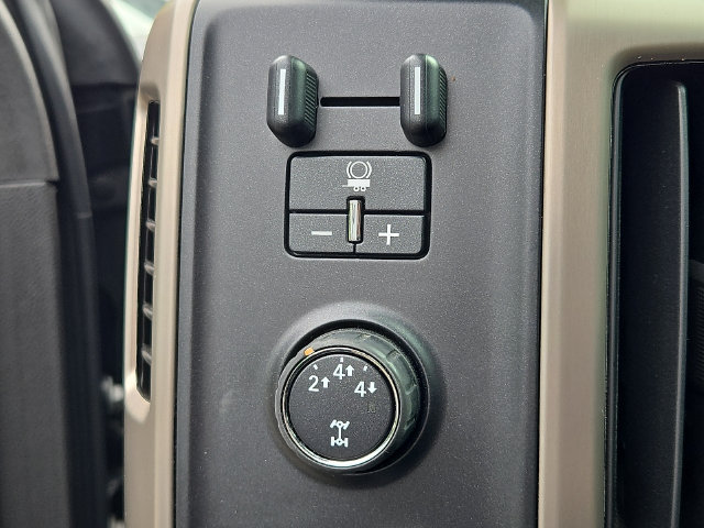 Used 2016 GMC Sierra 2500 Denali AWD/4WD image 9