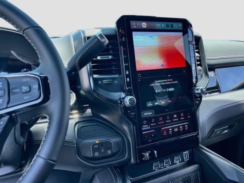 New 2026 RAM 3500 Limited AWD/4WD image 15