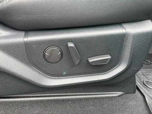 Used 2021 Ford F250 Lariat w/ Lariat Value Package image 63