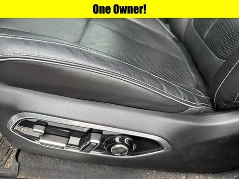 Used 2023 Jeep Grand Cherokee L Overland w/ Luxury Tech Group IV AWD/4WD image 8