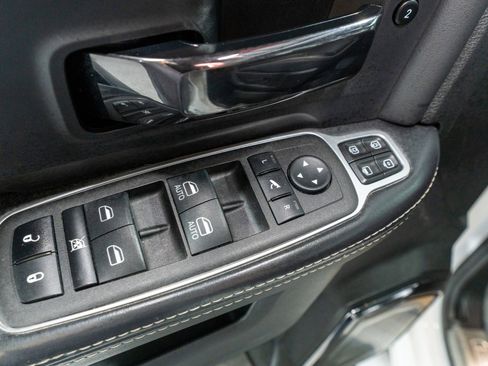 Used 2024 RAM 3500 Limited image 17