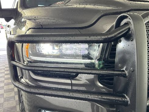 Used 2024 RAM 2500 Limited AWD/4WD image 43