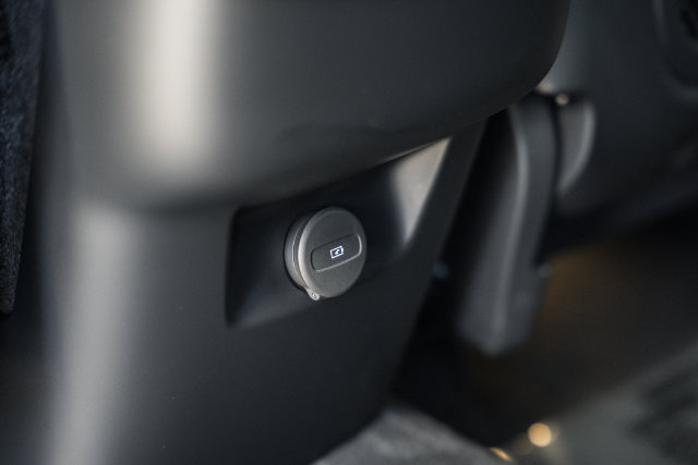 New 2027 Volvo XC90 B6 Plus AWD/4WD image 34