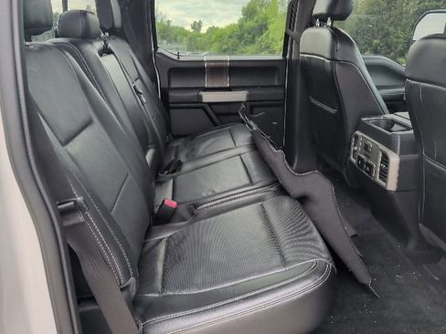 Used 2017 Ford F150 Lariat w/ Equipment Group 502A Luxury AWD/4WD image 16