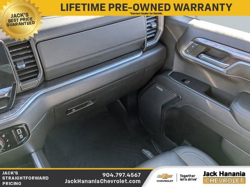 Used 2023 Chevrolet Silverado 1500 LTZ w/ LTZ Convenience Package II AWD/4WD image 17