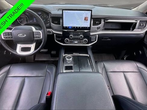 Used 2024 Ford Expedition XLT RWD image 7