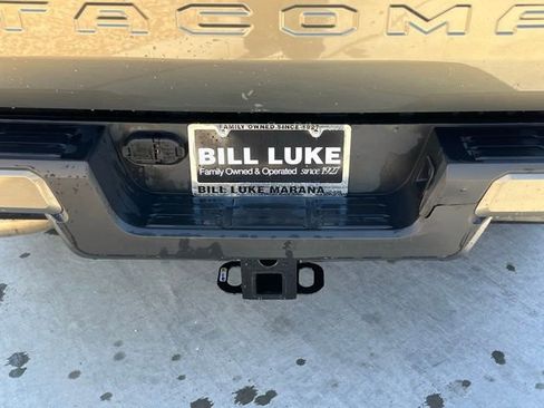 Used 2025 Toyota Tacoma TRD Off-Road image 8