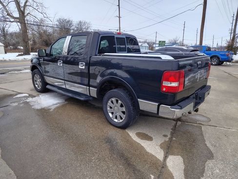 Used 2006 Lincoln Mark LT Base 4dr SuperCrew 4WD SB image 3