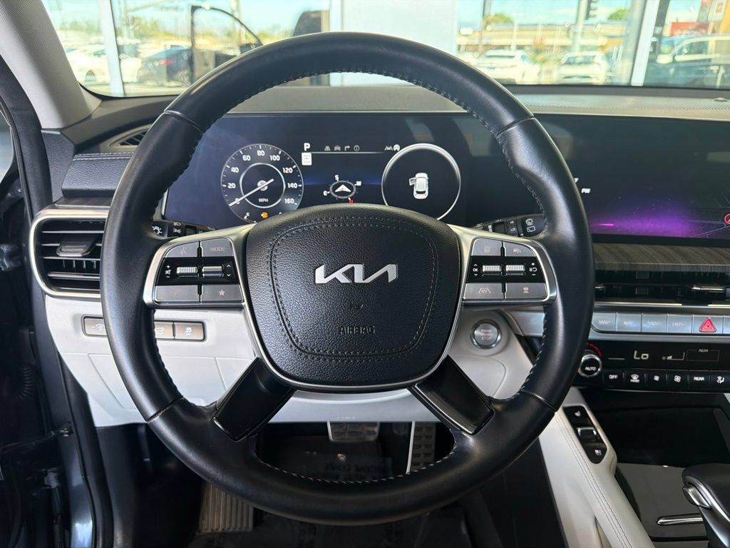 Used 2024 Kia Telluride SX FWD image 24