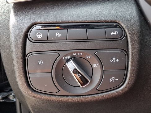 Certified 2023 INFINITI QX50 Sport AWD/4WD image 25
