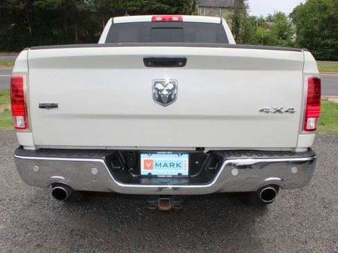 Used 2016 RAM 1500 Laramie w/ Convenience Group AWD/4WD image 6