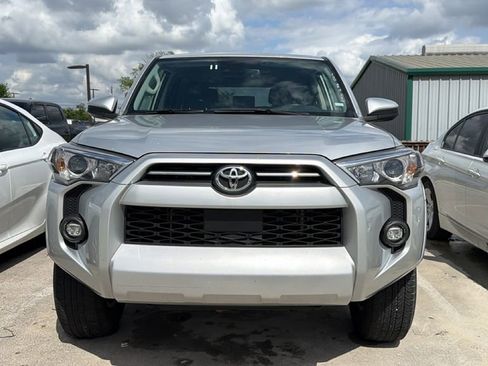 Used 2024 Toyota 4Runner SR5 image 2