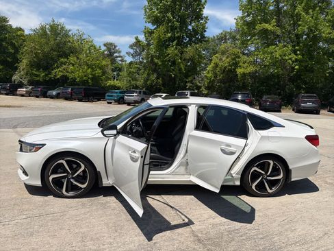 Certified 2021 Honda Accord Sport image 17