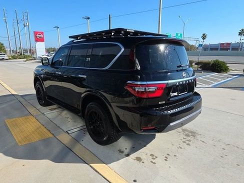 Used 2021 Nissan Armada SV w/ SV Appearance Package image 6