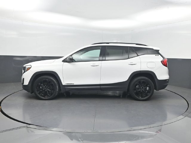Used 2020 GMC Terrain SLE w/ Elevation Edition AWD/4WD image 2