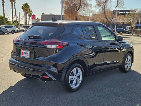 Certified 2025 Nissan Kicks Play S image 10