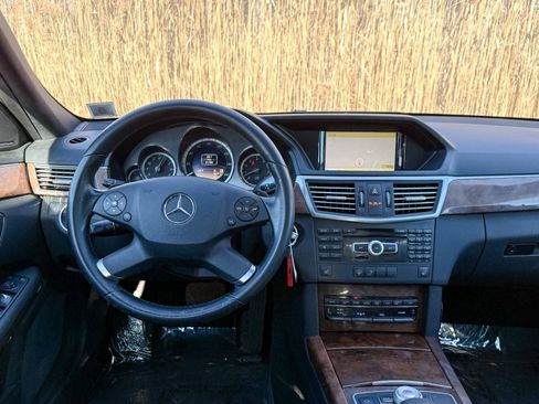 Used 2012 Mercedes-Benz E 350 4MATIC Sedan image 22