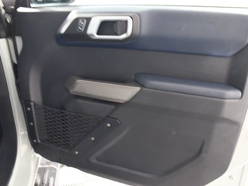 Used 2021 Ford Bronco First Edition AWD/4WD image 18