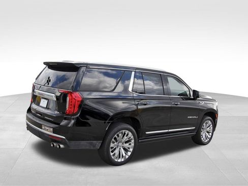 Used 2021 GMC Yukon Denali w/ Denali Ultimate Package image 4
