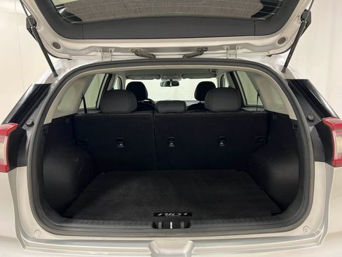 Used 2019 Kia Niro LX FWD image 26