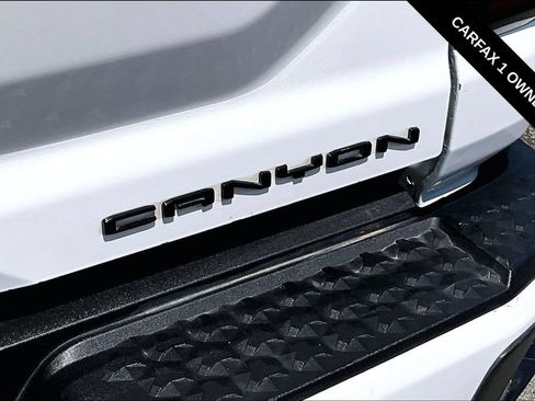 Used 2023 GMC Canyon Denali AWD/4WD image 23