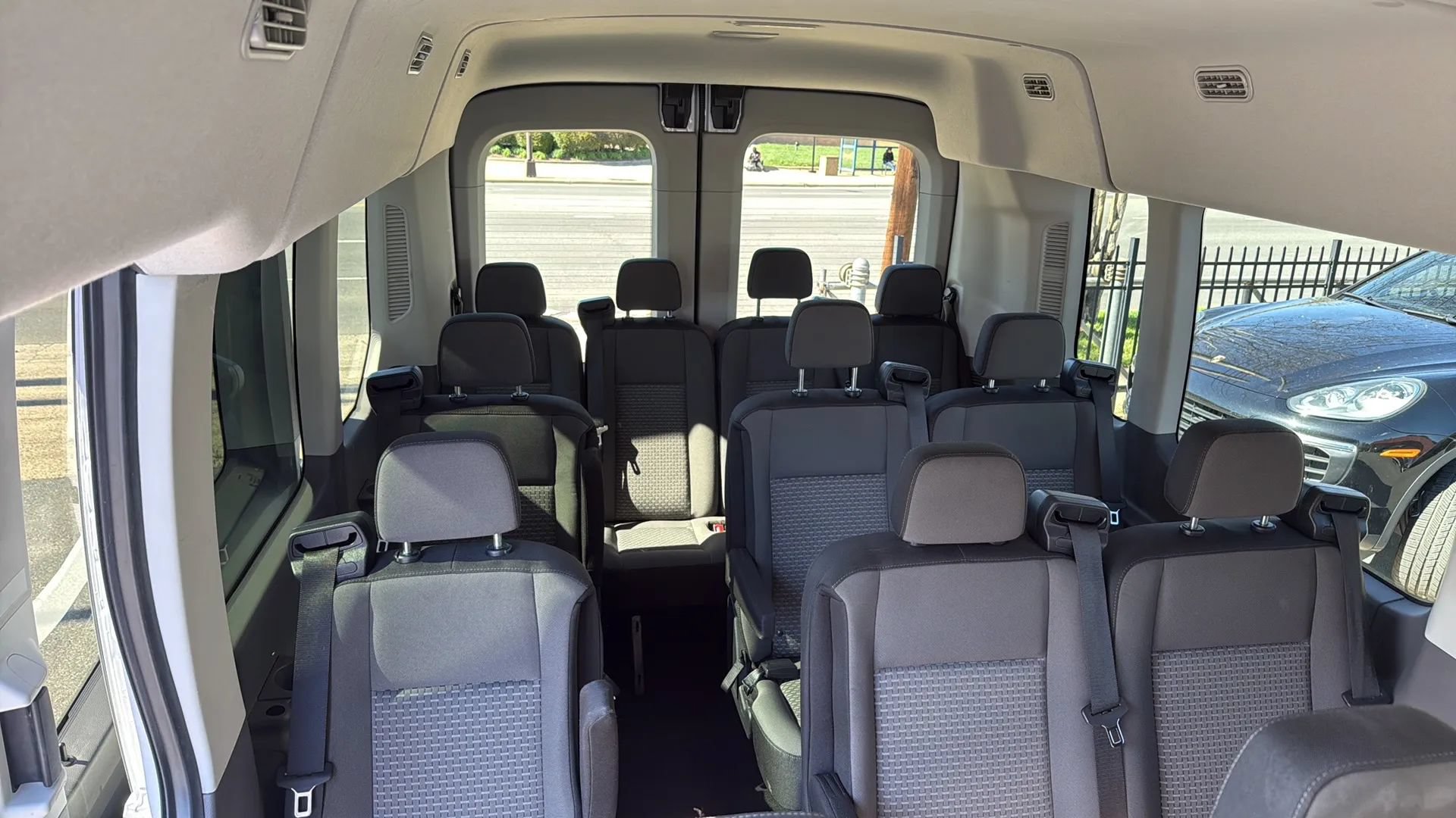 Used 2025 Ford Transit 350 XLT RWD image 9