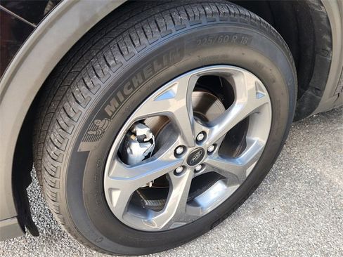 Used 2025 Ford Escape ST-Line image 10