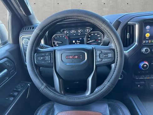 Used 2021 GMC Sierra 1500 AT4 w/ AT4 Preferred Package AWD/4WD image 22