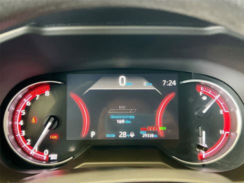 Used 2025 Toyota RAV4 XLE image 6