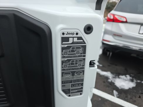 New 2026 Jeep Wrangler Sport S image 31