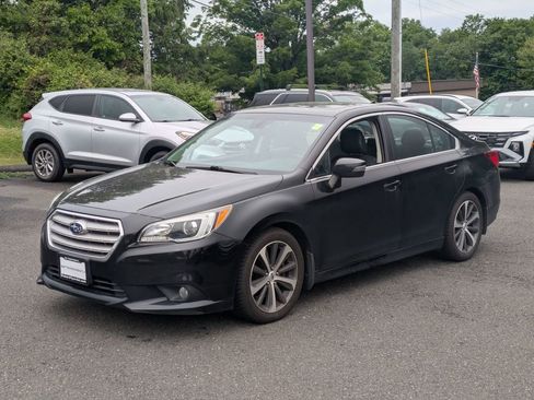 Used 2017 Subaru Legacy 3.6R Limited AWD/4WD image 5