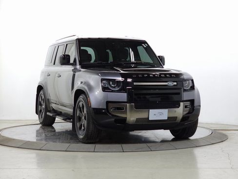 Used 2022 Land Rover Defender 110 X image 9