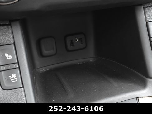 Used 2017 GMC Acadia Denali w/ Technology Package image 18