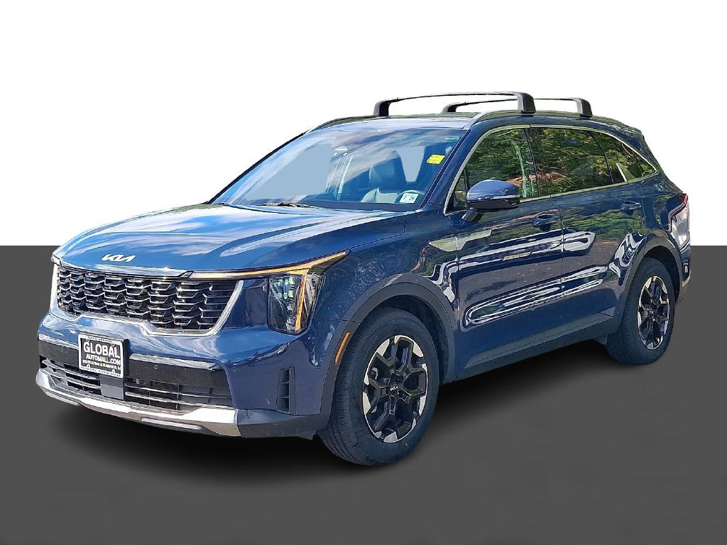 Used 2024 Kia Sorento S FWD image 3