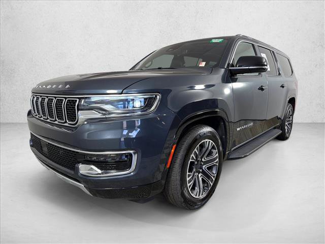 Used 2024 Jeep Wagoneer L Series II w/ Flexible Seating Group AWD/4WD image 8