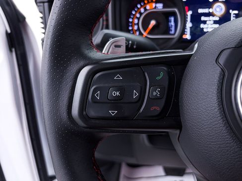 Used 2024 Jeep Wrangler Unlimited Rubicon 392 image 35