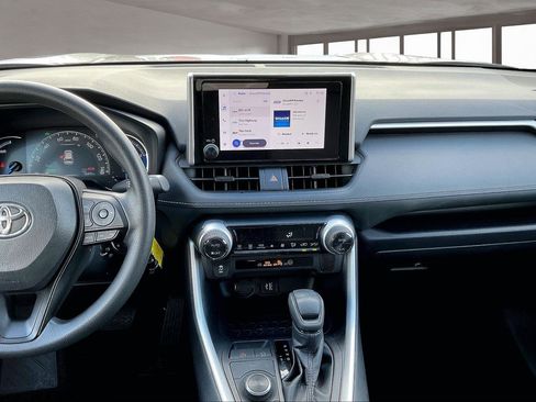 Used 2024 Toyota RAV4 LE image 9