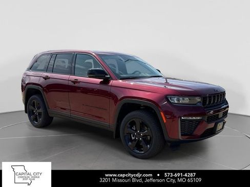 New 2026 Jeep Grand Cherokee Limited w/ Limited Altitude Package AWD/4WD image 1