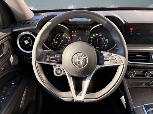 Used 2019 Alfa Romeo Stelvio Ti image 17