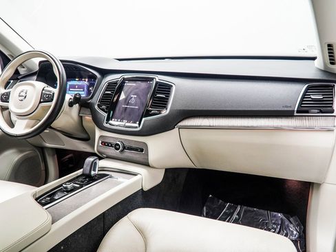 Used 2023 Volvo XC90 B6 Plus w/ Protection Package Premier image 16