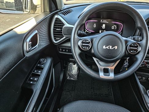 Used 2024 Kia Soul LX w/ Option Group 015 image 28